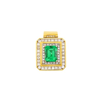 Lot 1162 - Gold, Emerald and Diamond Enhancer