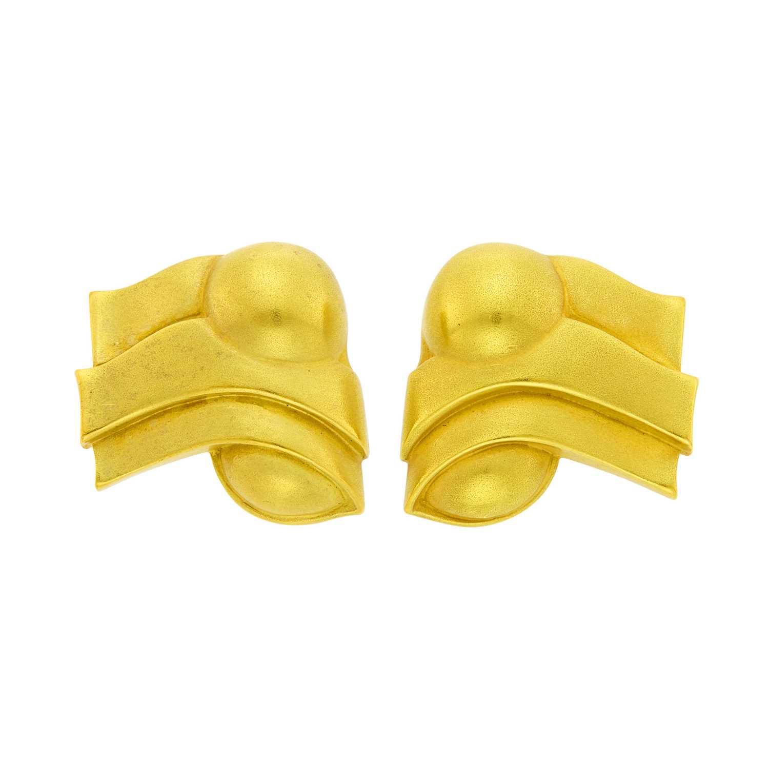 Lot 4 - Barry Kieselstein-Cord Pair of Gold Earrings