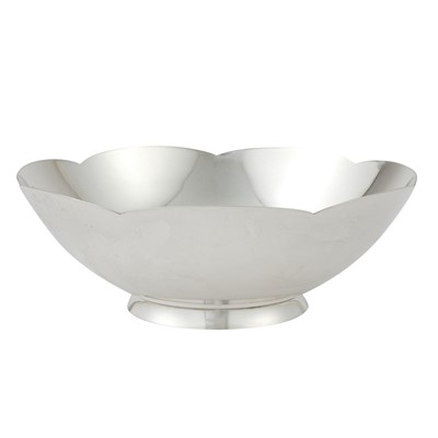 Lot 276 - Tiffany & Co. Sterling Silver Bowl