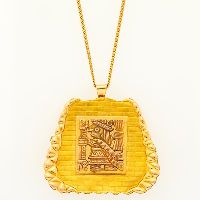 Lot 1184 - Gold Pendant-Brooch with Chain Necklace