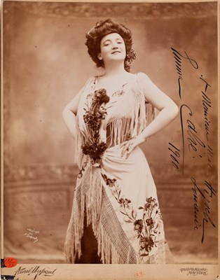 Lot 607 - A fine, large collection of signed photographs from opera and other stars