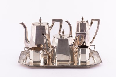 Lot 1137 - American Sterling Silver Tea and Coffee Service