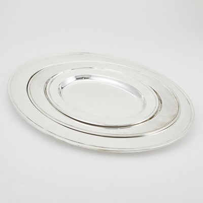 Lot 187 - Suite of Three Gorham Sterling Silver Graduated Platters