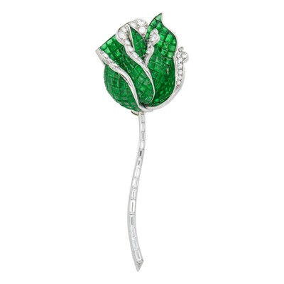 Lot 254 - Guillemin & Soulaine Platinum, White Gold, Invisibly-Set Emerald and Diamond Rose Clip-Brooch, France