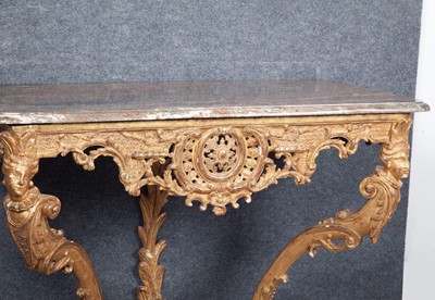 Lot 684 - Régence Giltwood Console