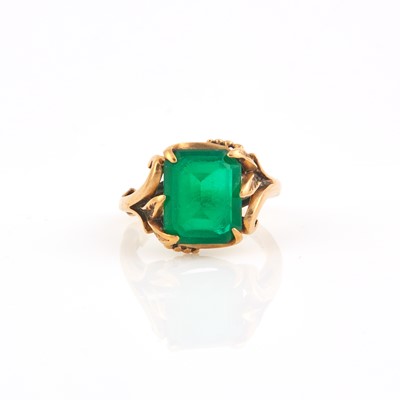 Lot 281 - Gold and Stone Ring, 10K 3 dwt. all