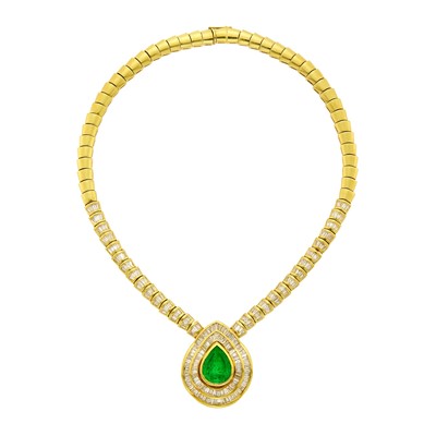 Lot 120 - Gold, Emerald and Diamond Pendant-Necklace