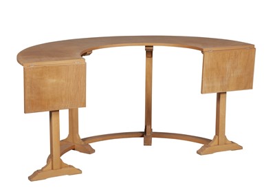 Lot 416 - U-Shaped Blonde Wood Writing Table