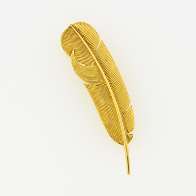 Lot 1162 - Hermès Paris Gold Feather Clip-Brooch