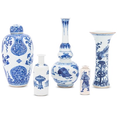 Lot 183 - Five Chinese Blue and White Porcelain Articles