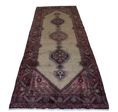 Lot 373 - Serab Runner