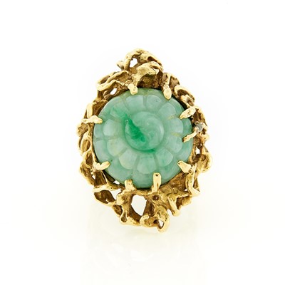 Lot 1099 - Gold and Carved Jade Ring