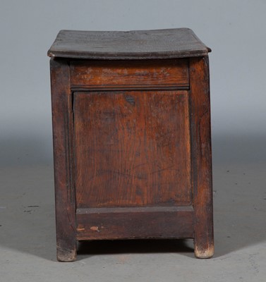 Lot 758 - English Oak Small Coffer