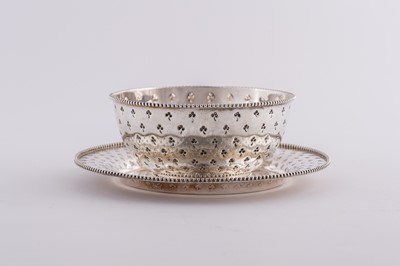 Lot 1134 - Gorham Sterling Silver Bowl and Stand