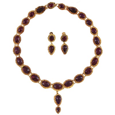 Lot 2045 - Gold and Garnet Pendant-Necklace and Pair of Pendant-Earclips