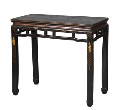 Lot 274 - Chinoiserie Gilt Decorated and Lacquered Table