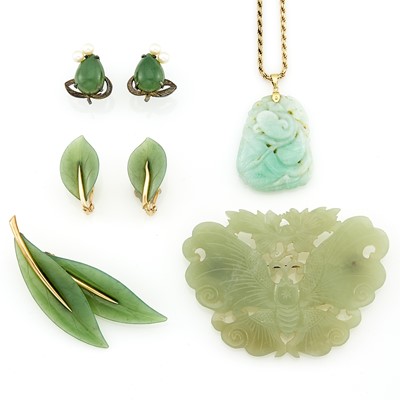 Lot 1128 - Group of Gold, Metal, Carved Jade, Nephrite and Cultured Pearl Jewelry