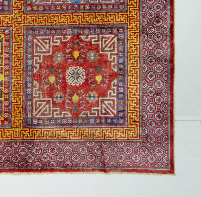 Lot 607 - SIlk Khotan Carpet