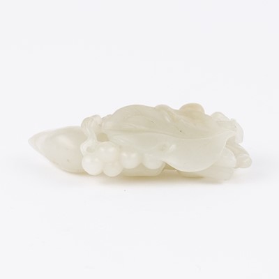 Lot 41 - Chinese White Jade Squirrel and Grapes Carving