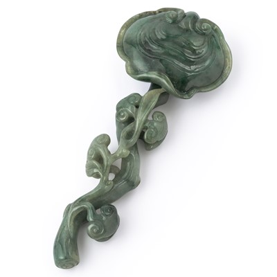 Lot 507 - A Chinese Jadeite Carving