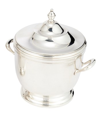 Lot 152 - Tuttle Sterling Silver Covered Ice Bucket