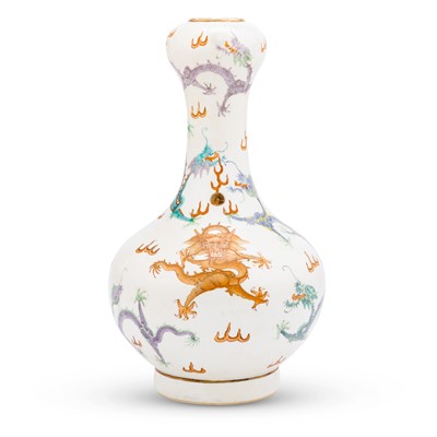 Lot 691 - A Chinese Enameled Porcelain Bottle Vase