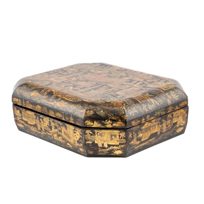 Lot 591 - A Chinese Export Lacquer Box