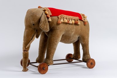 Lot 1076 - Steiff-type Ride-on Elephant Toy