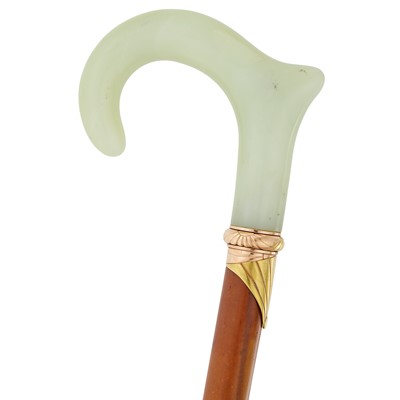 Lot 74 - Fabergé Two-Color Gold Mounted Bowenite Cane Handle