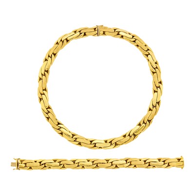 Lot 107 - Gold Necklace and Bracelet