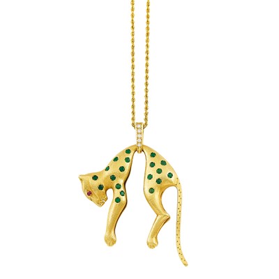 Lot 2151 - Gold, Emerald and Diamond Leopard Pendant with Chain Necklace