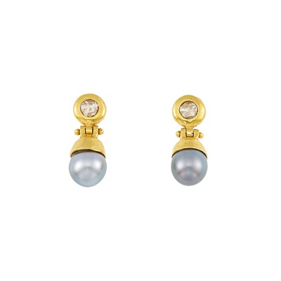 Lot 2149 - Darlene de Sedle Pair of High Karat Gold, Gray Cultured Pearl and Diamond Pendant-Earrings