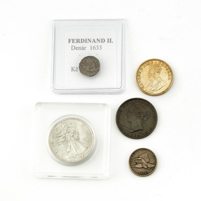 Lot 1066 - World Coin Group