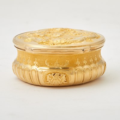Lot 169 - Continental Gold Table Box