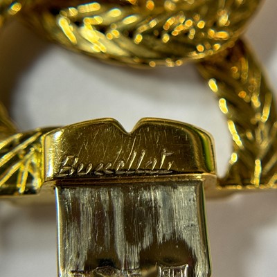 Lot 25 - Buccellati Gold Link Bracelet