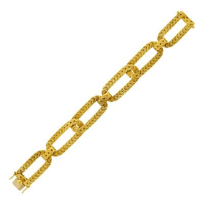 Lot 160 - Buccellati Gold Link Bracelet