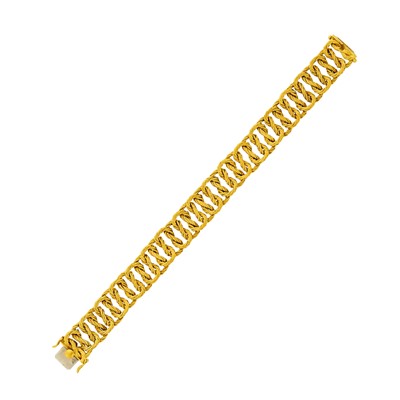 Lot 162 - Buccellati Gold Link Bracelet