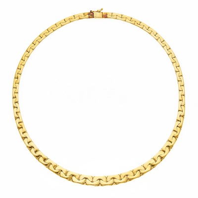 Lot 1011 - Gold Necklace