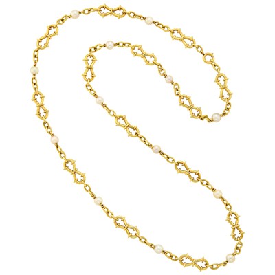 Lot 30 - Long Gold and Cultured Pearl Chain Necklace