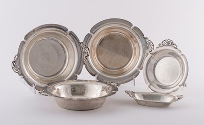 Lot 1129 - Webster Co. Sterling Silver Serving Bowl Set