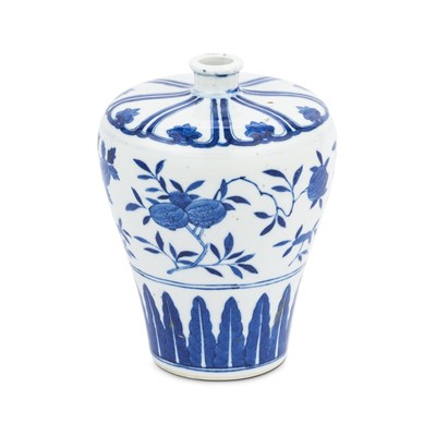 Lot 192 - A Chinese Blue and White Yuan-Style Porcelain Meiping Vase