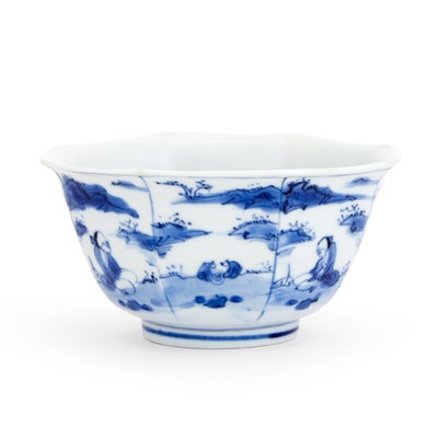 Lot 190 - A Pair Chinese Blue and White Porcelain Bowls
