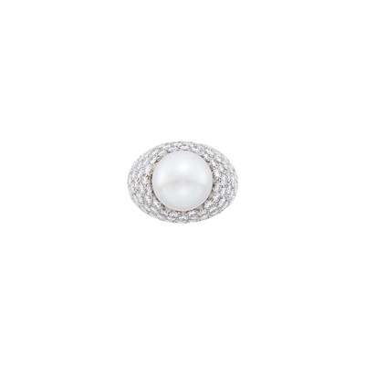 Lot 118 - Platinum, Cultured Pearl and Diamond Ring