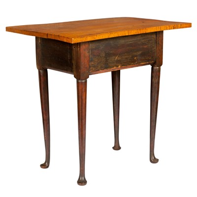 Lot 387 - American Queen Anne Style Table