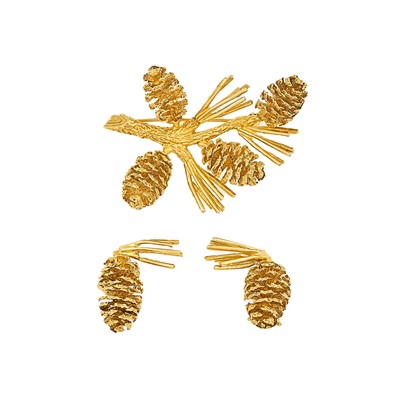 Lot 2203 - Gold Pinecone Brooch and Pair of Earclips
