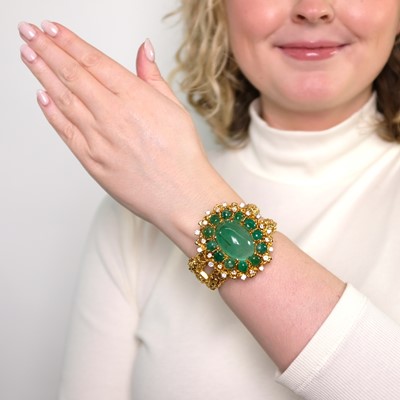Lot 56 - Gold, Cabochon Emerald and Diamond Brooch/Bangle Bracelet Combination
