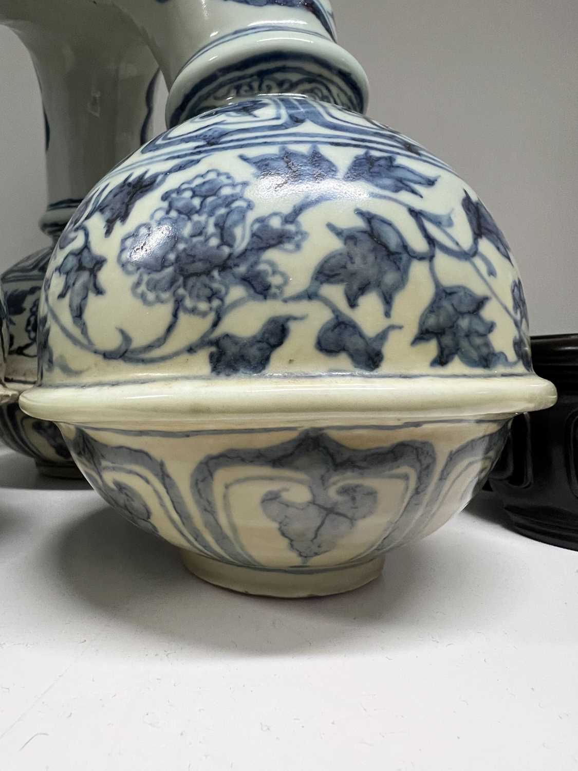 中国清時代　通光年製　龍に馬文茶碗9客　木箱付　口径約9㎝東Y7-0306☆2F Lot 655 - A Large and Unusual Chinese Yuan-style Blue