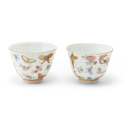 Lot 701 - A Pair of Chinese Enameled Porcelain Cups