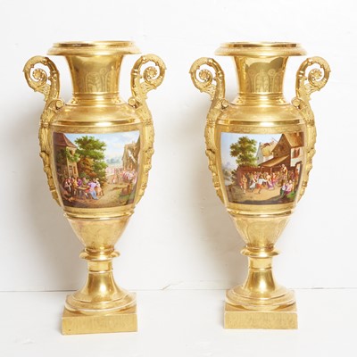 Lot 257 - Pair of Paris Porcelain Urns