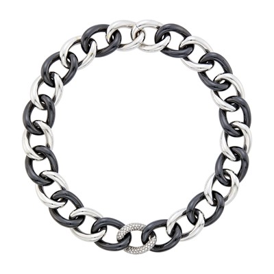 Lot 100 - White Gold, Diamond and Hematite Oval Link Necklace